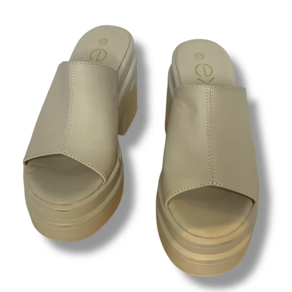 EXE TM 403 Wedge‎ Heel Platform Sandals Beige Size 38 Slip On Open Toe Chunky